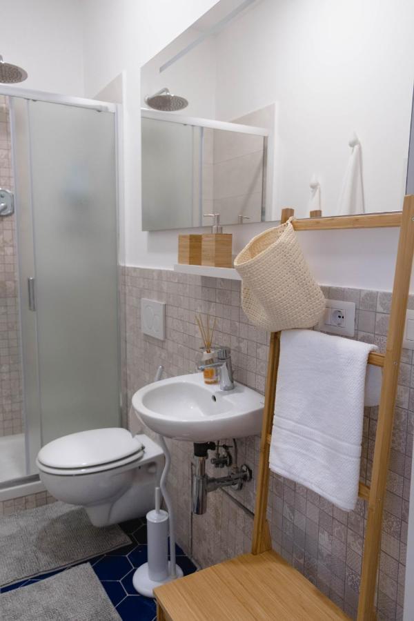 Bed and Breakfast Terrazza sull'infinito Recanati Esterno foto