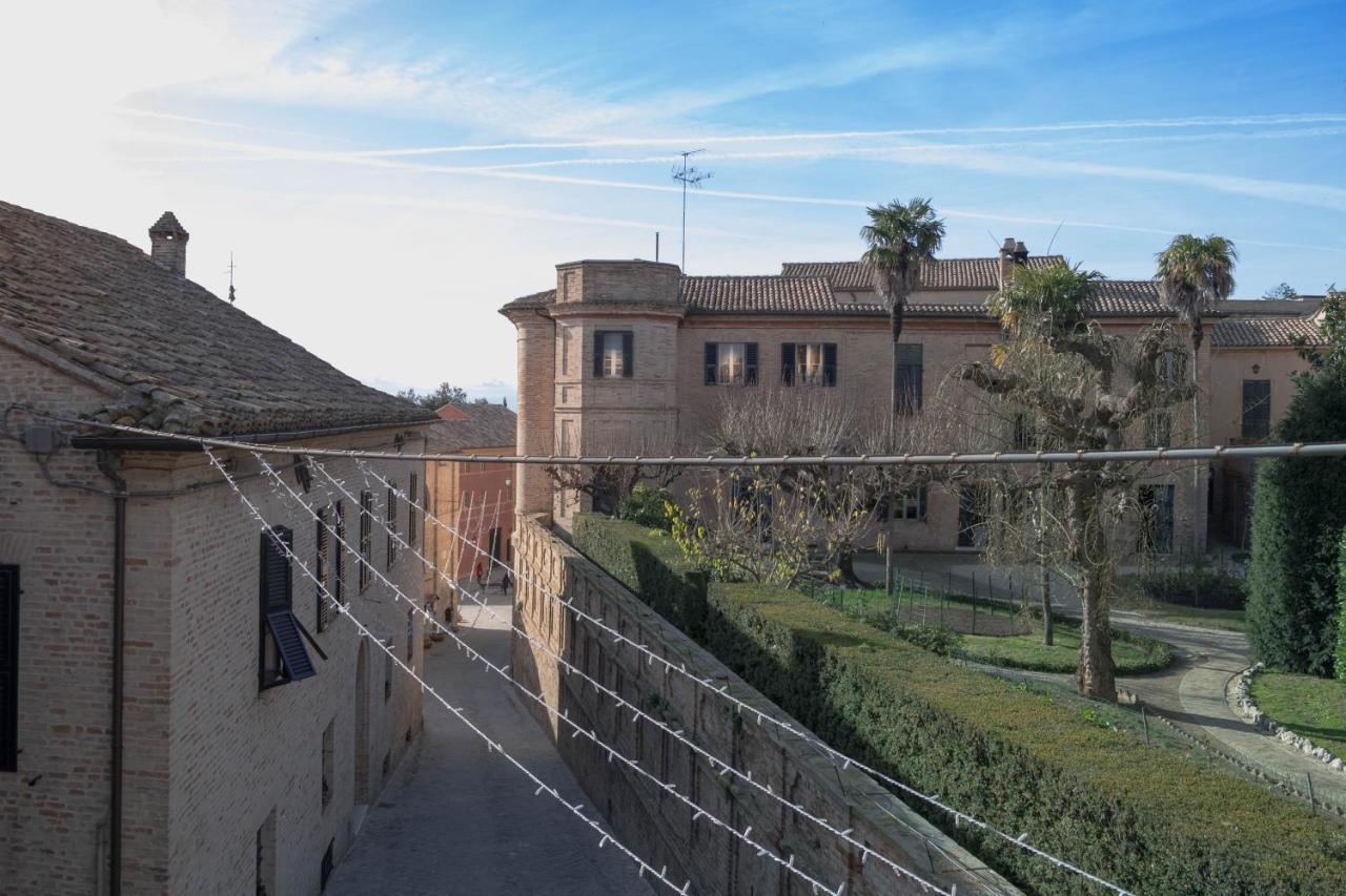 Bed and Breakfast Terrazza sull'infinito Recanati Esterno foto